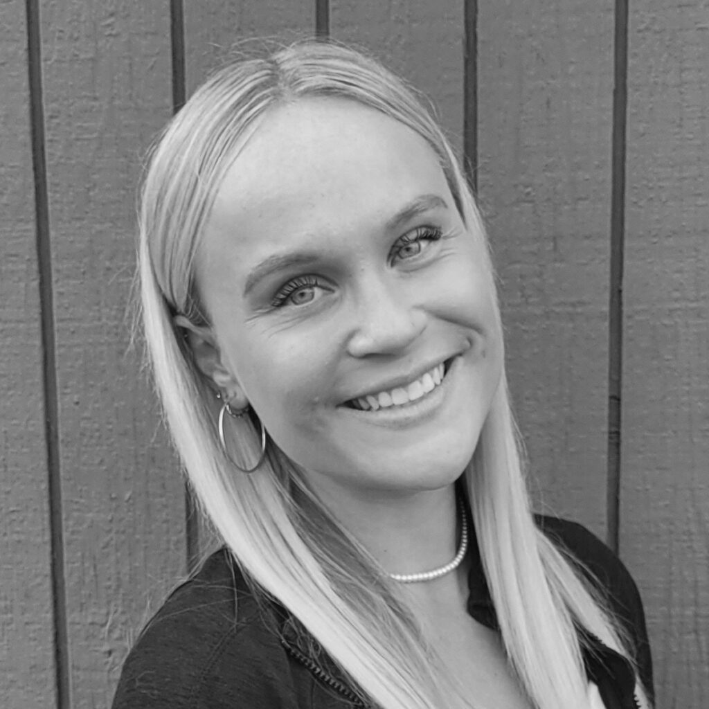 Ingrid Liljenquist - Marketing Coordinator at Mom's Design Build