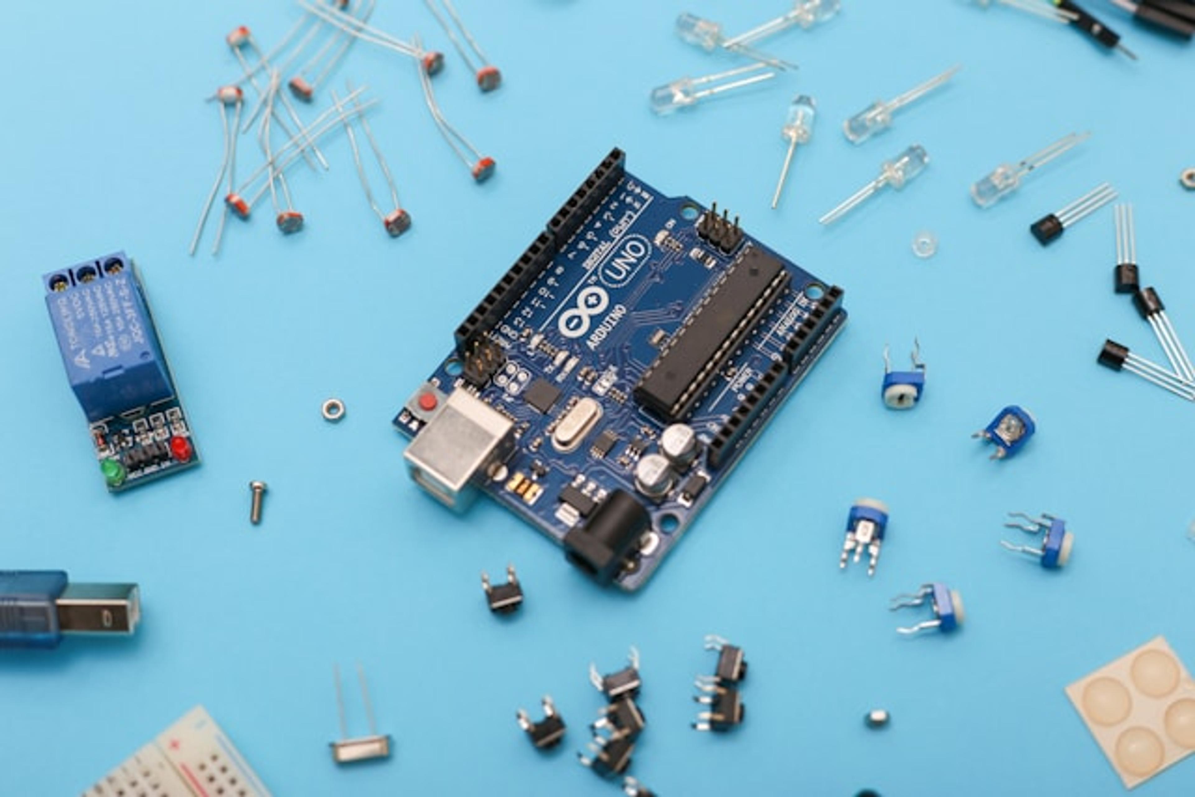 Arduino Uno image from Unsplash