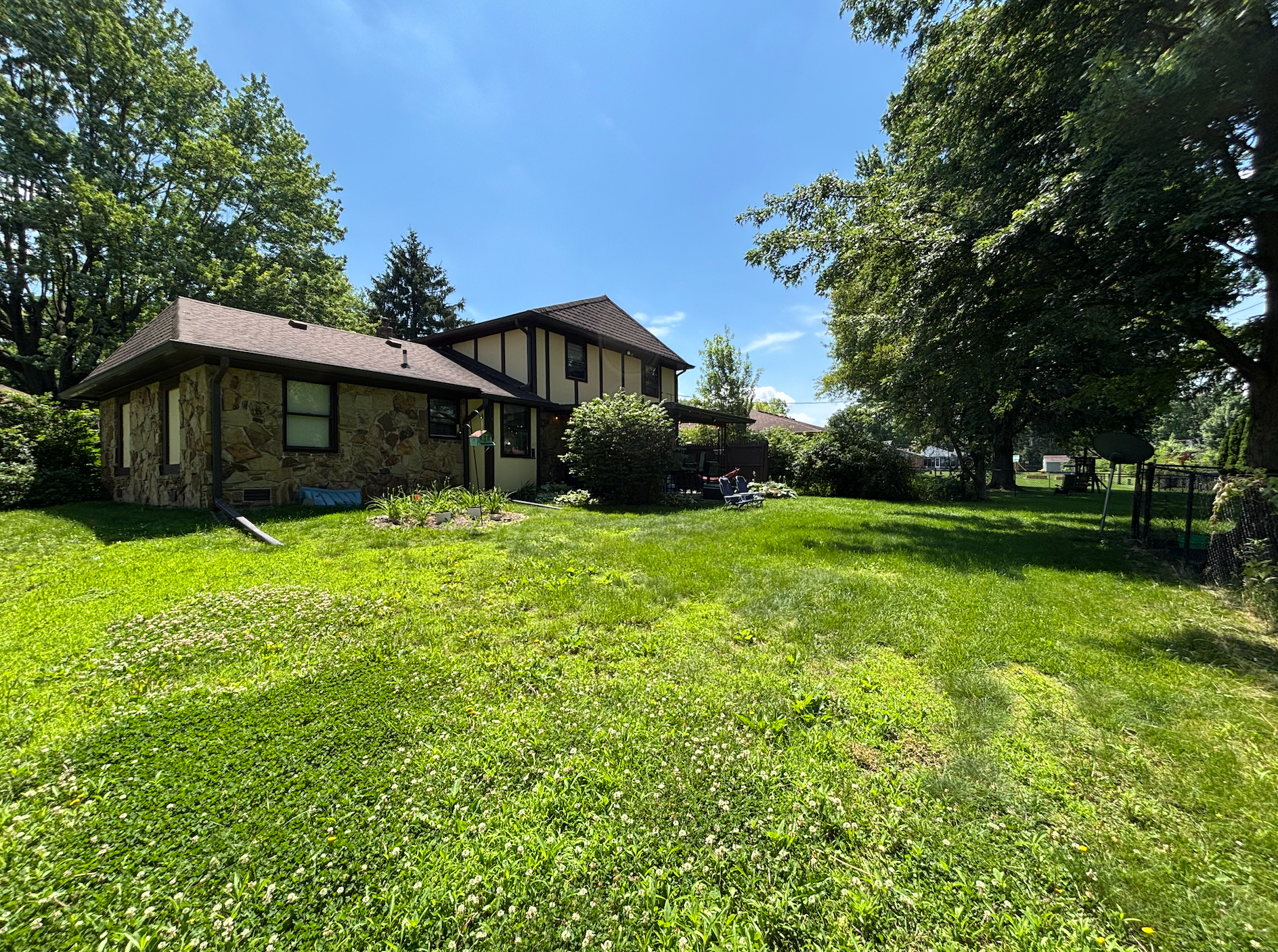 Center Grove: Single Family 3 Bedroom, 2.5 Bath Home - Coming 7/15/26 image 2