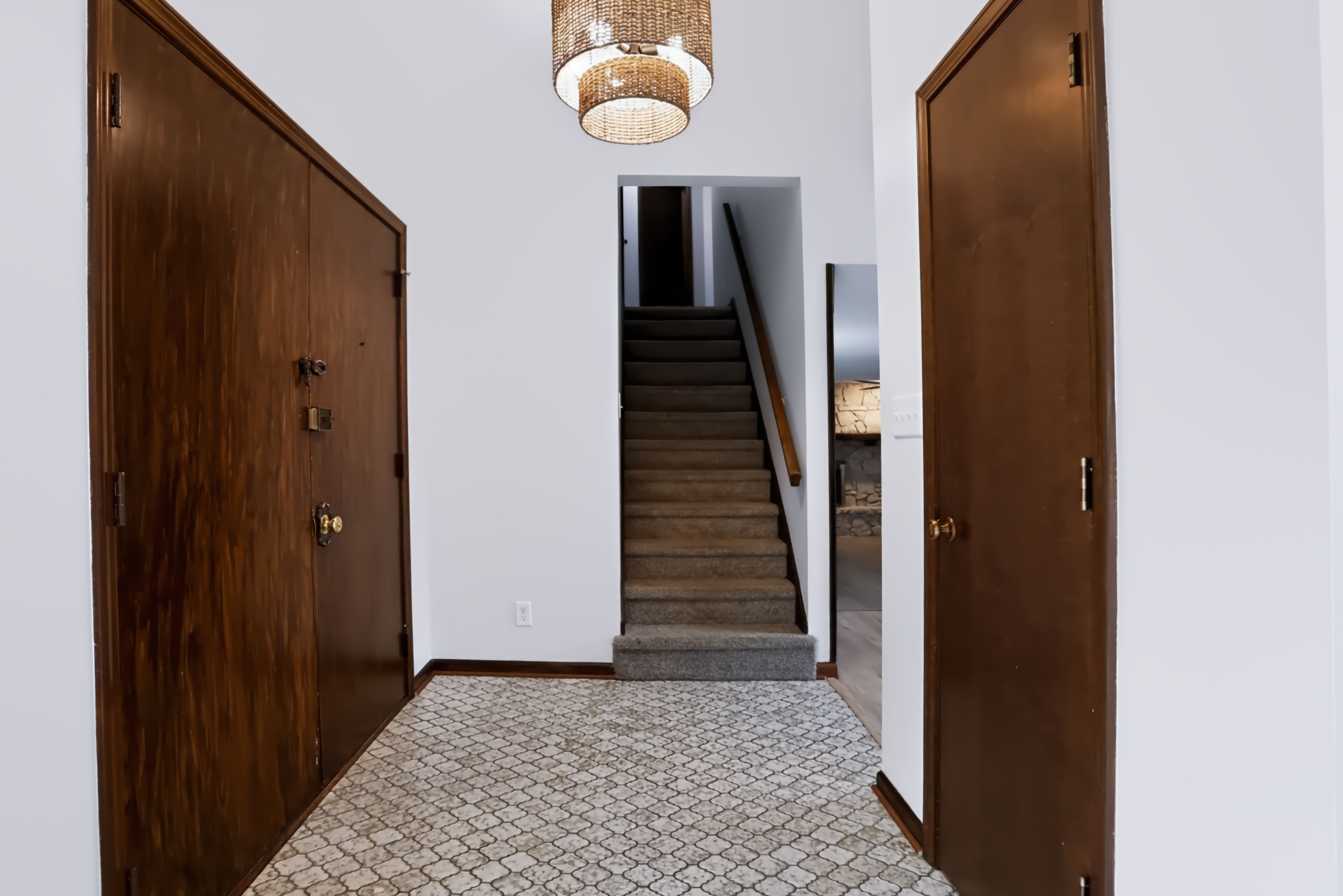 Center Grove: Single Family 3 Bedroom, 2.5 Bath Home - Available Now image 2