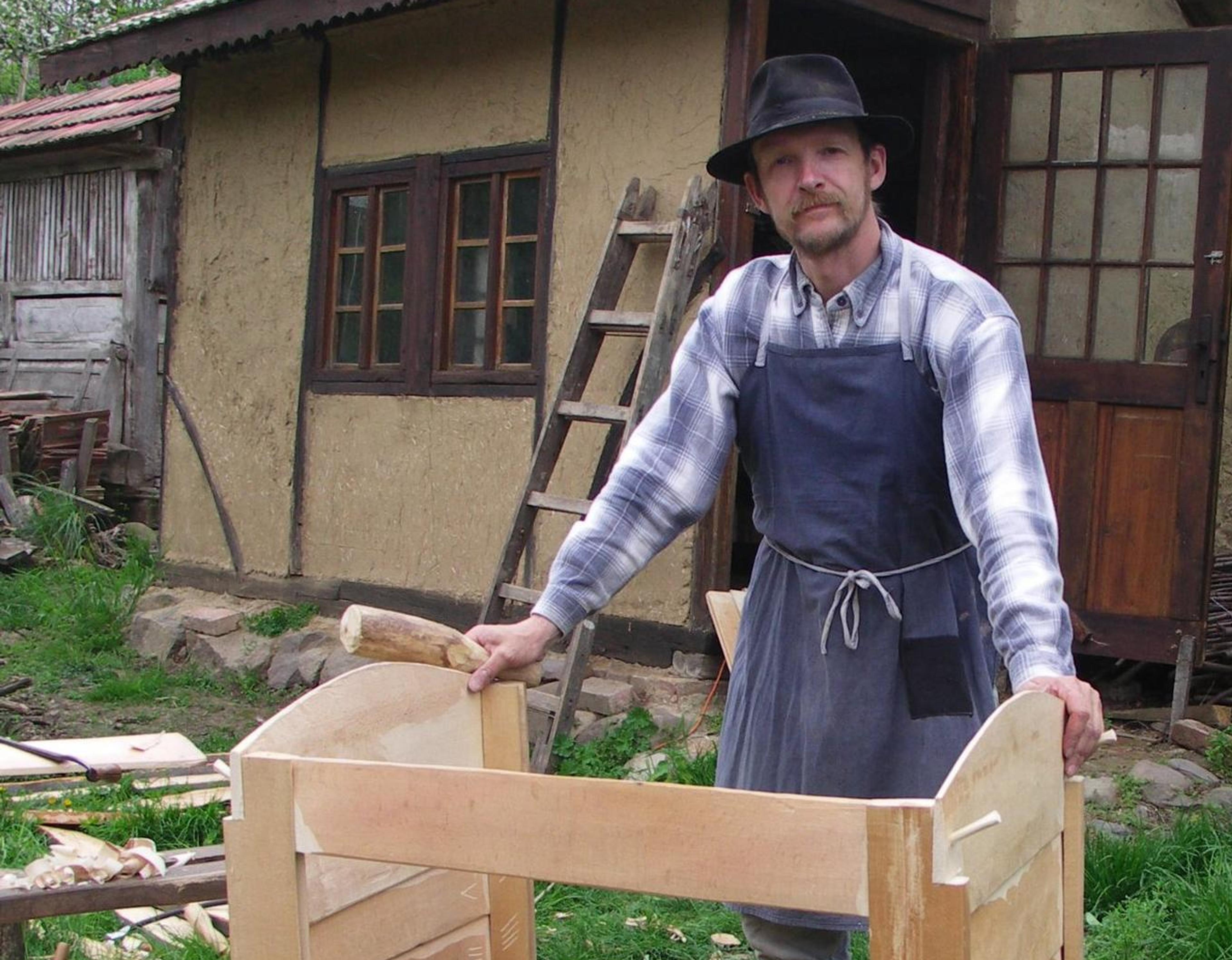 Tamás Gyenes, Woodcarver — Hungary