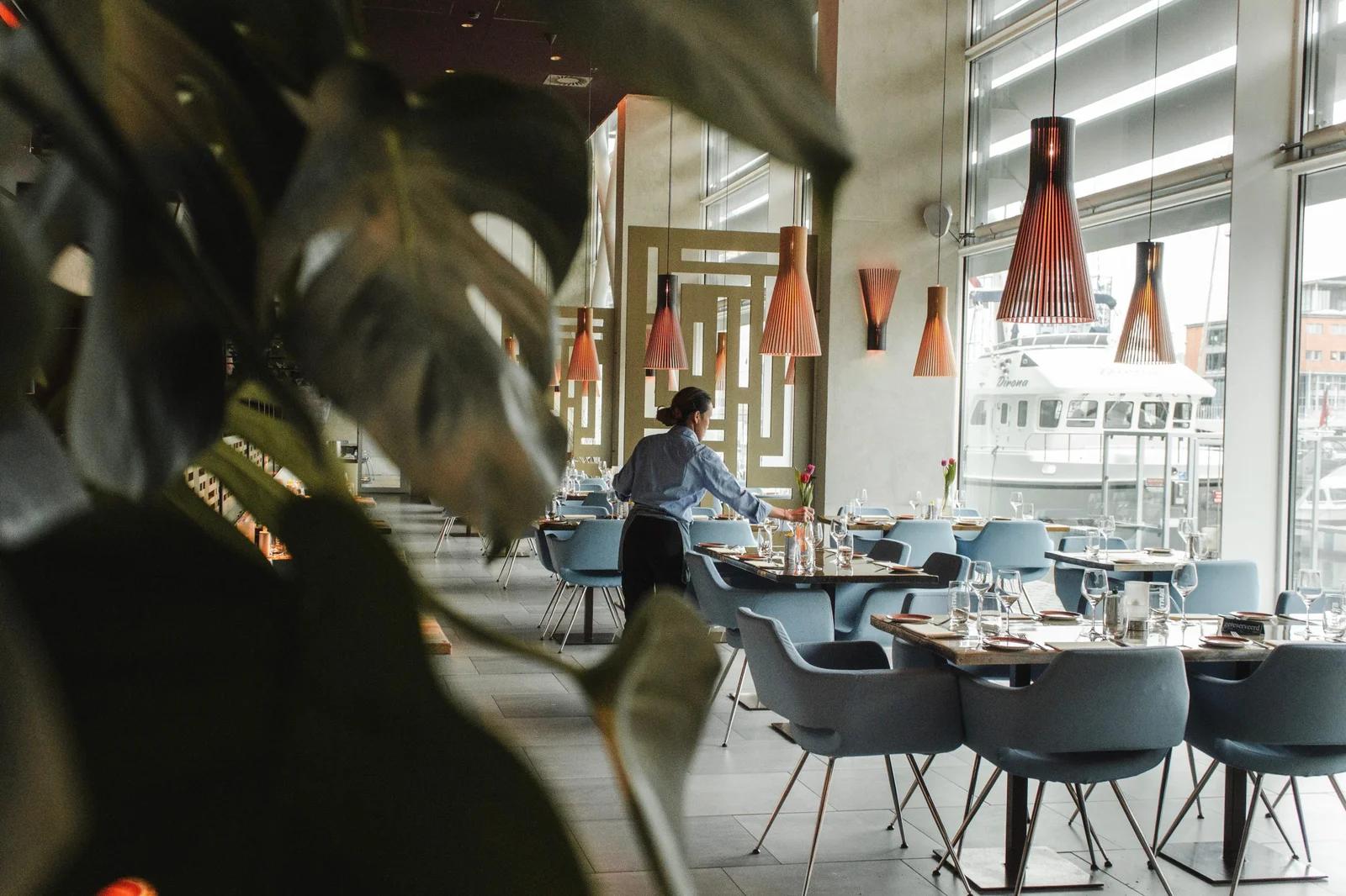 restaurant workplace