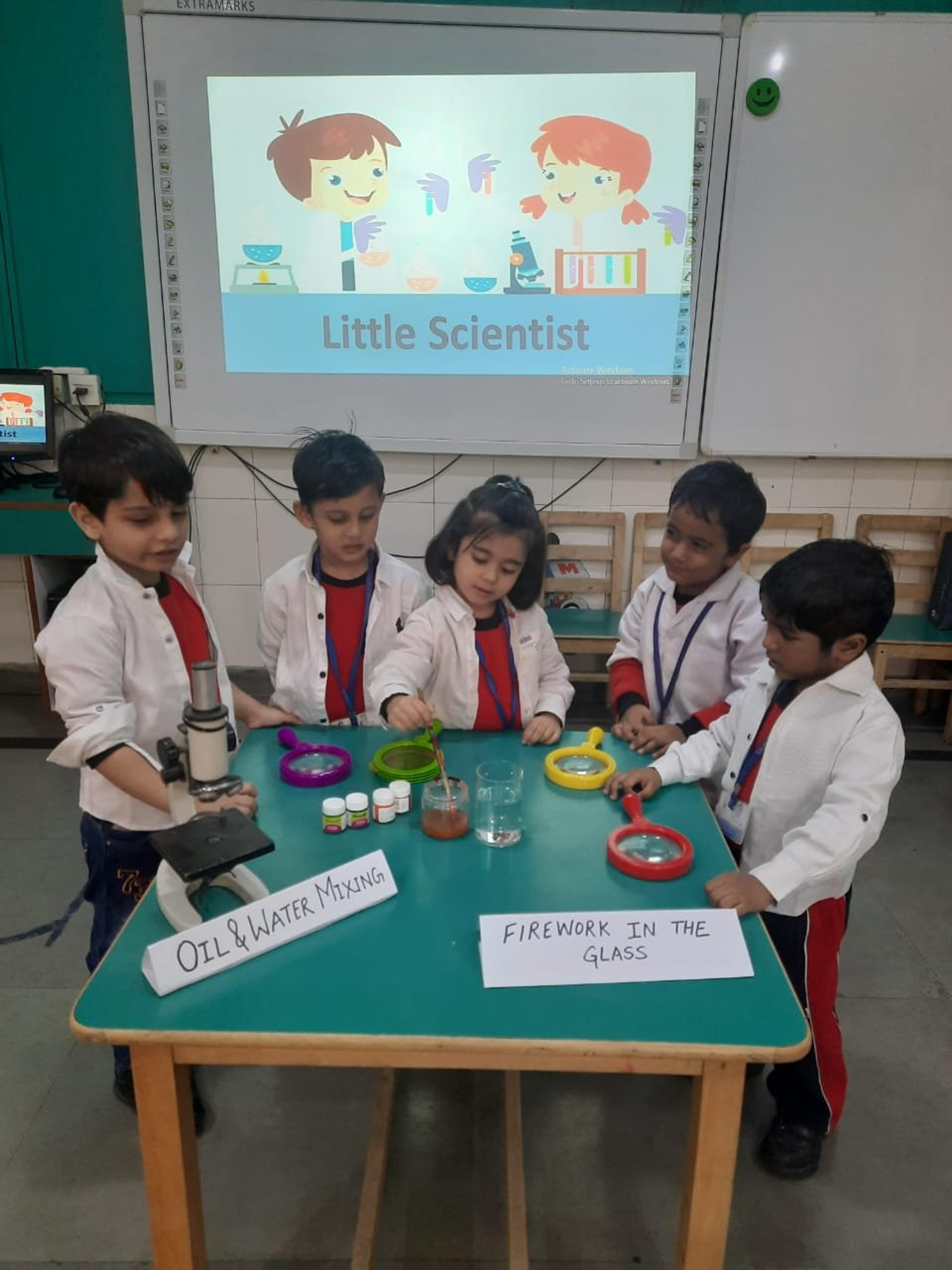 FUN WITH EXPERIMENTS ACTIVITIES — event photograph 6