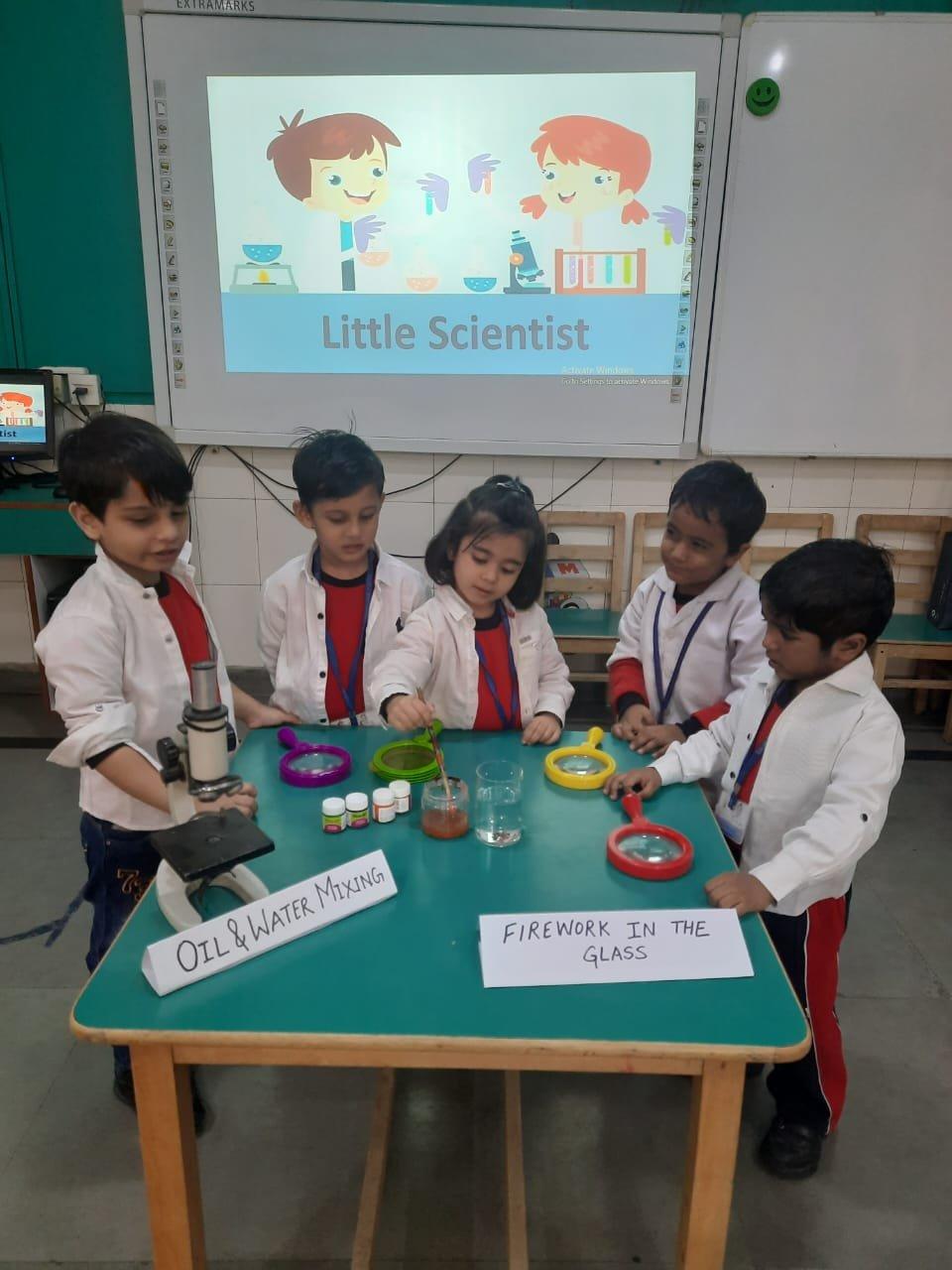 FUN WITH EXPERIMENTS ACTIVITIES — event photograph 6