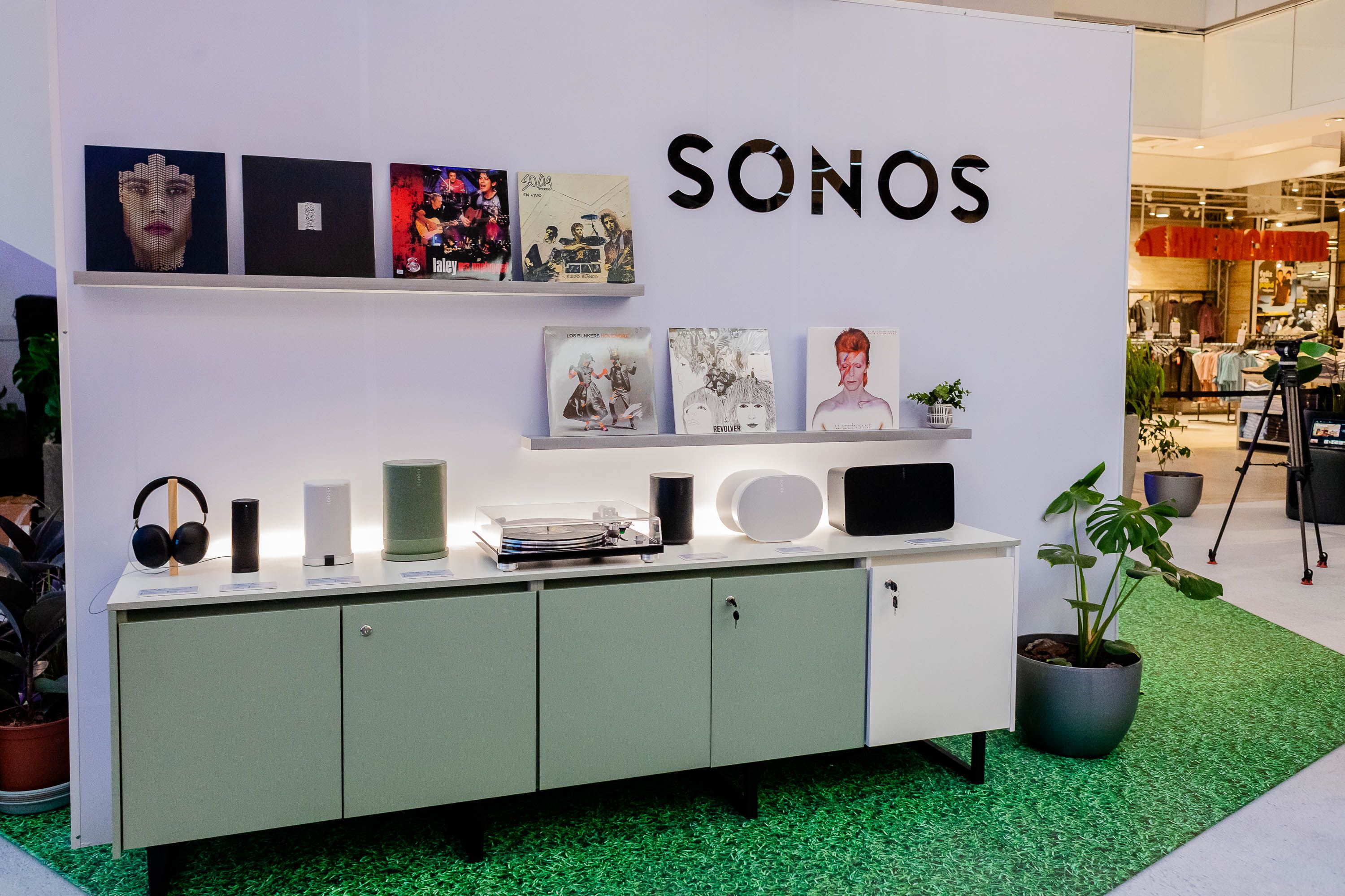 Sonos lanza en Chile su primer pop-up para Sudamérica: estará hasta el 8 de junio en Falabella de Parque Arauco 