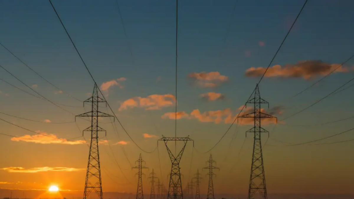 La luz vuelve a subir: el costo de postergar las decisiones energéticas