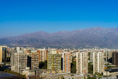 Ranking 2026: Cerro Navia, Lo Prado y Molina lideran las comunas más rentables para invertir en Chile