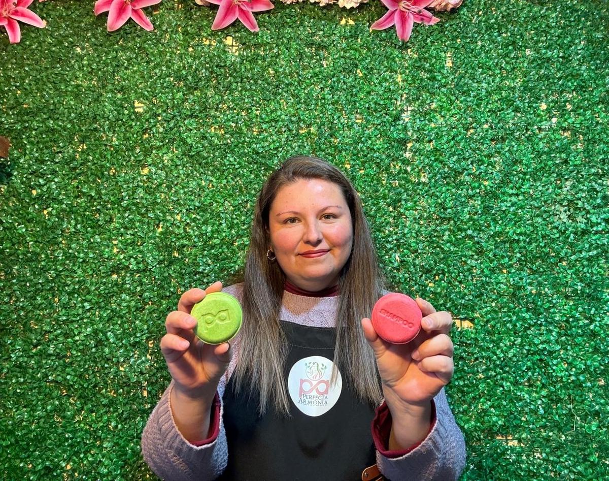 Shampoo sólido, jabones y lavalozas de aceite usado: la propuesta sustentable de una emprendedora de Santa Bárbara