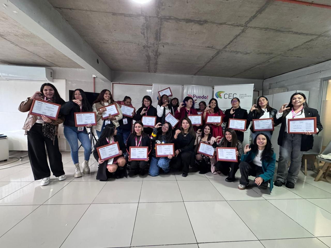 Programa Yo Puedo Mujer Emprendedora cierra su sexta versión con 21 nuevas graduadas