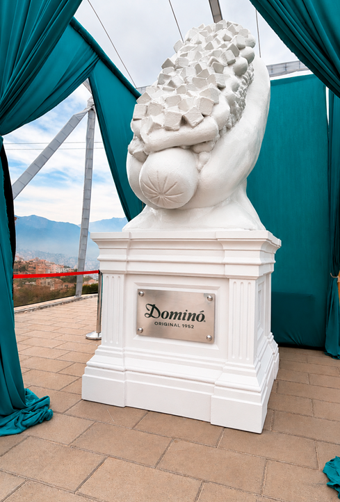 DOMINÓ INAUGURA MONUMENTO AL COMPLETO Y ABRIRÁ SU HISTÓRICA SUCURSAL PARA EL DÍA DE LOS PATRIMONIOS