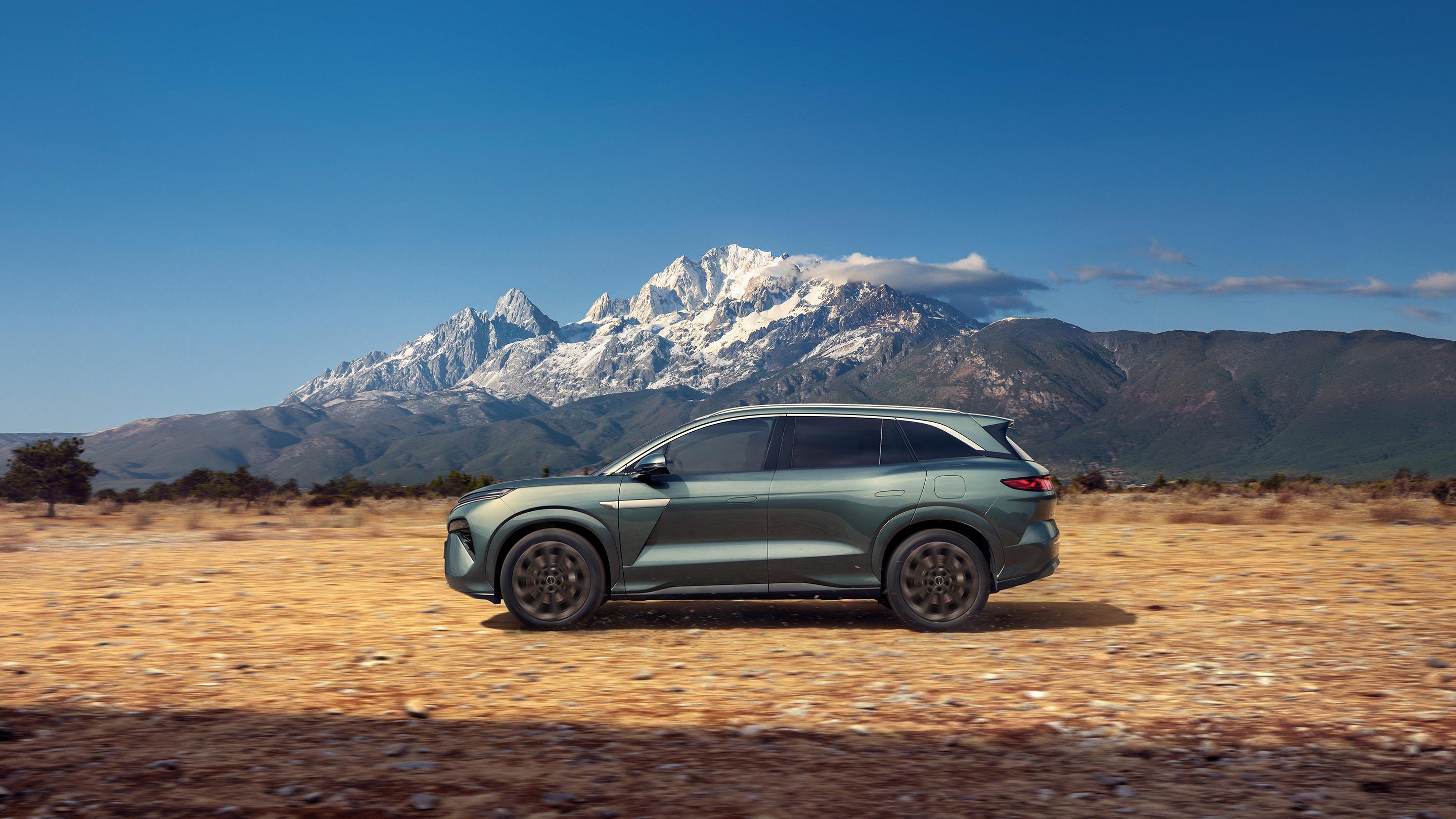 BYD Atto 8