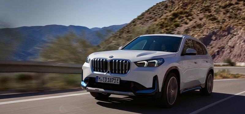 BMW iX1 xDrive30 xLine