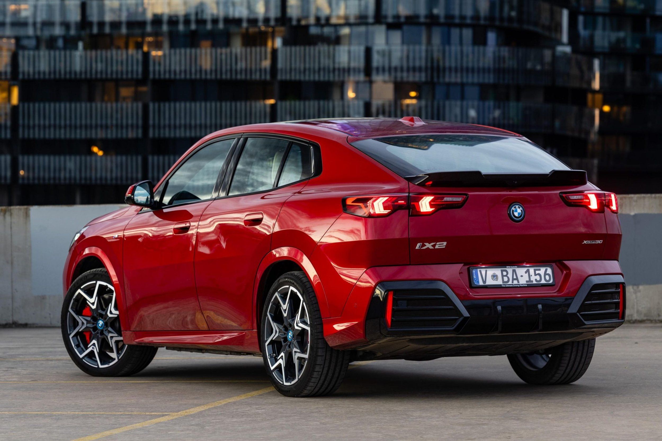 BMW iX2 xDrive30 M Sport HEA