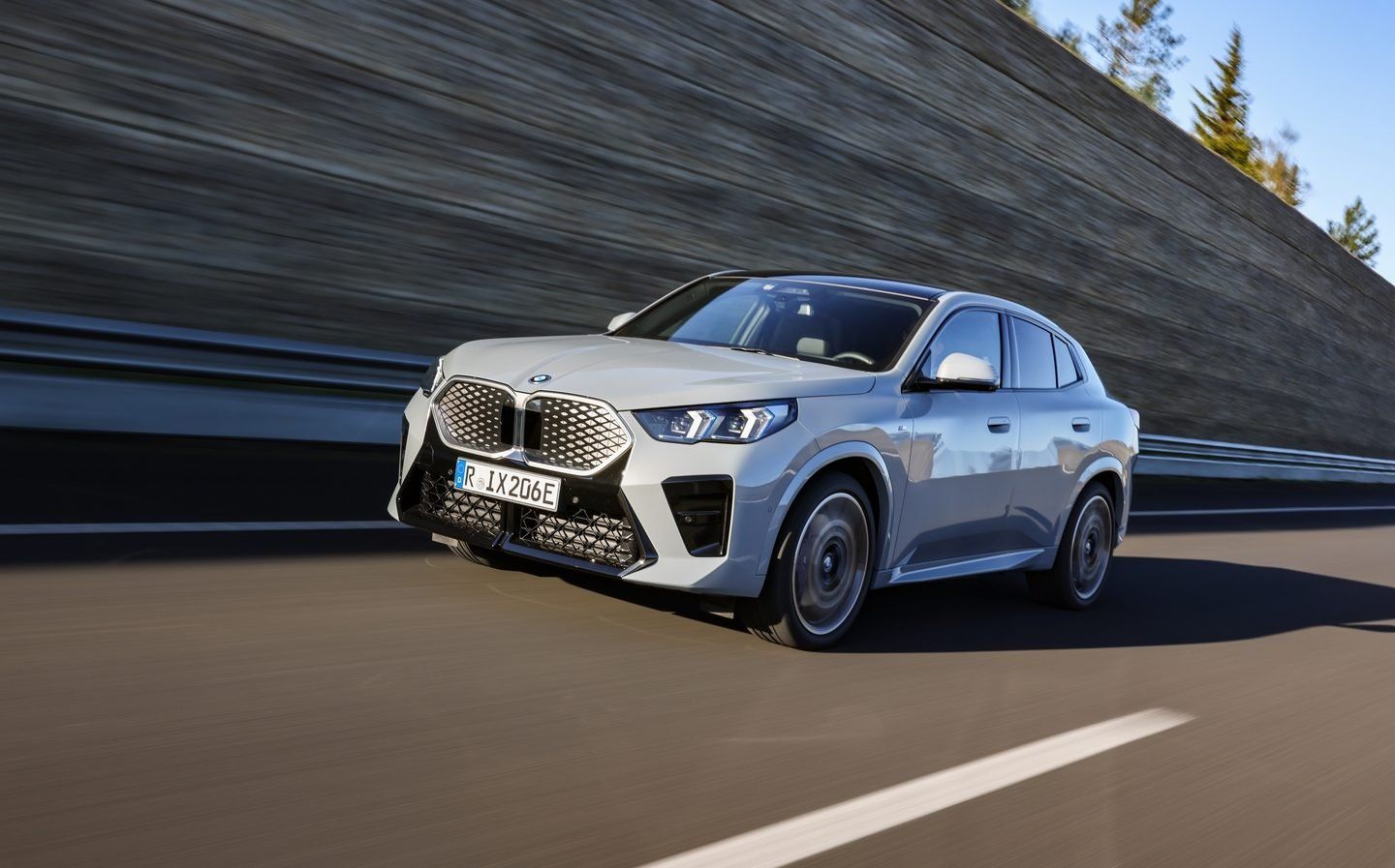 BMW iX2 xDrive30 M Sport HEA