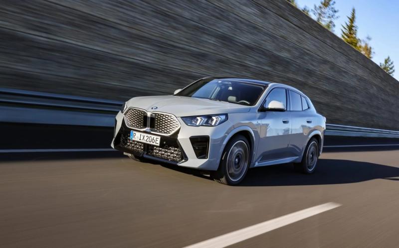 BMW iX2 xDrive30 M Sport HEA