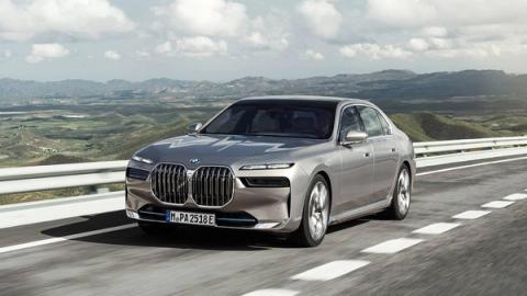 BMW i7 M70 xDrive Berlina