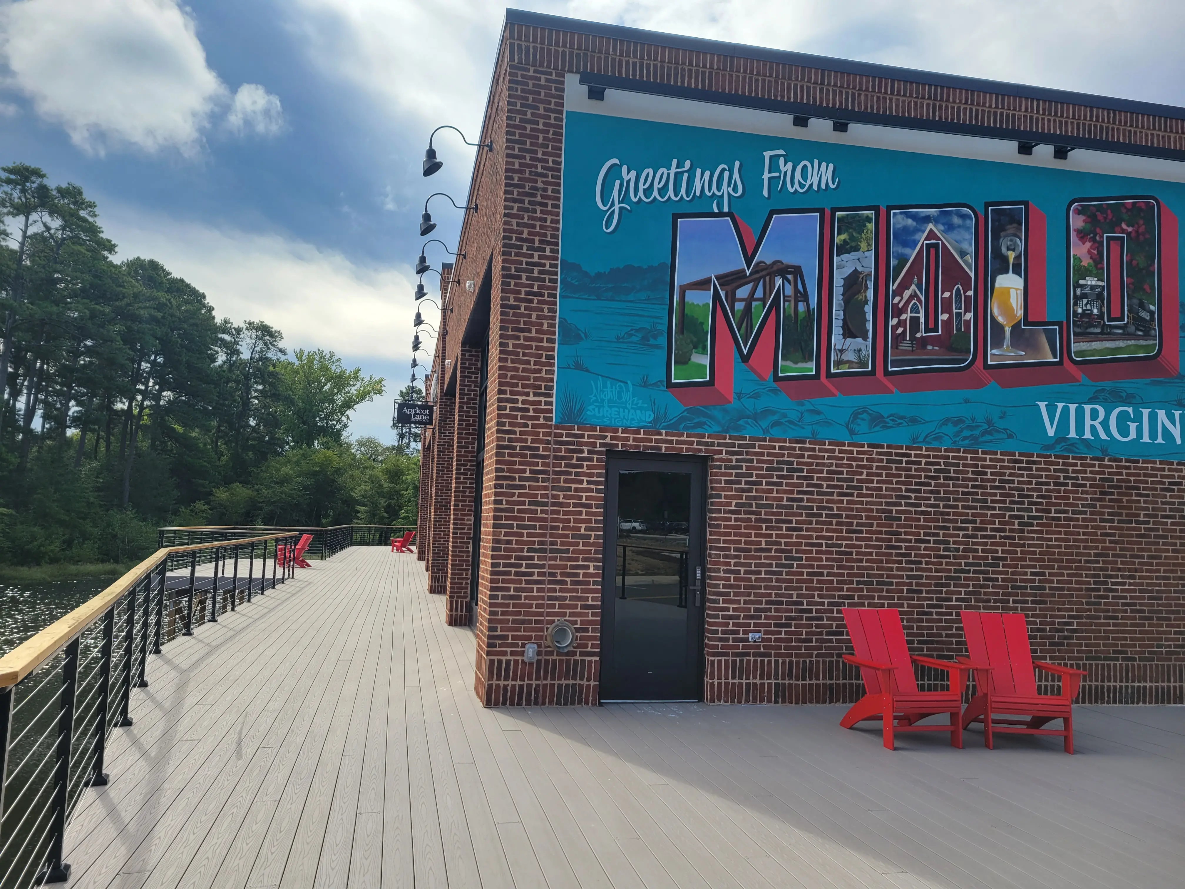 The deck at the Winterfield Crossing shopping area in Midlothian, Virginia