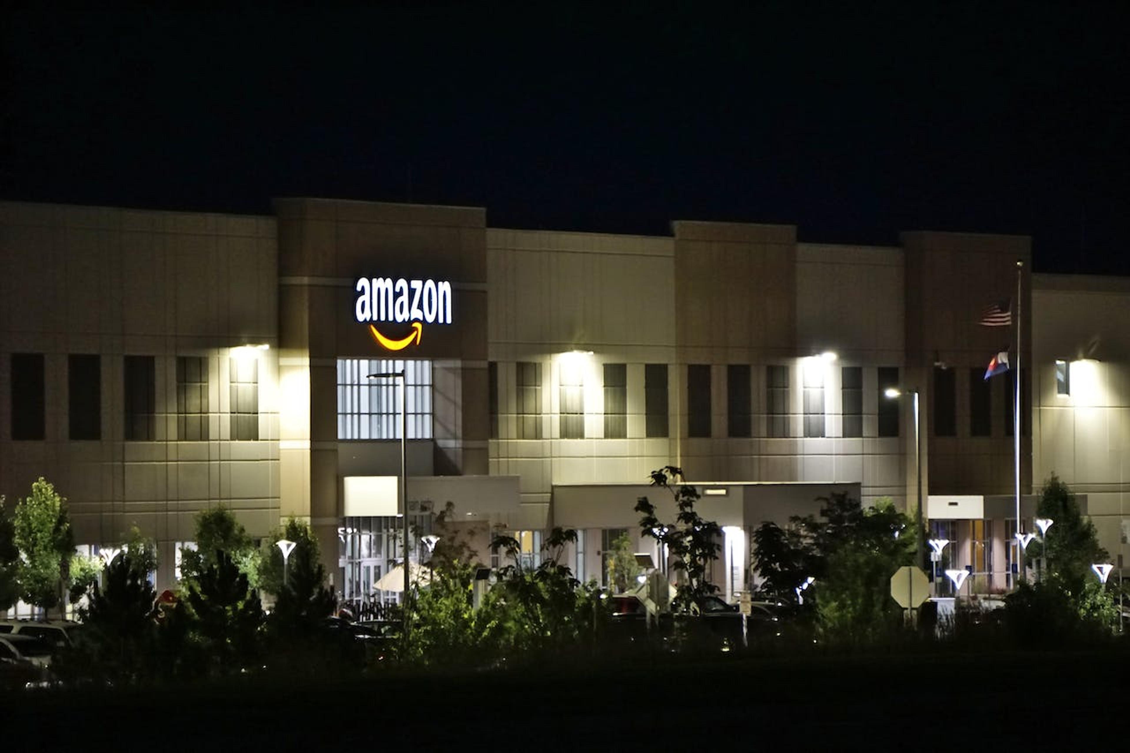 An image of the facade on an Amazon FBA warehouse.