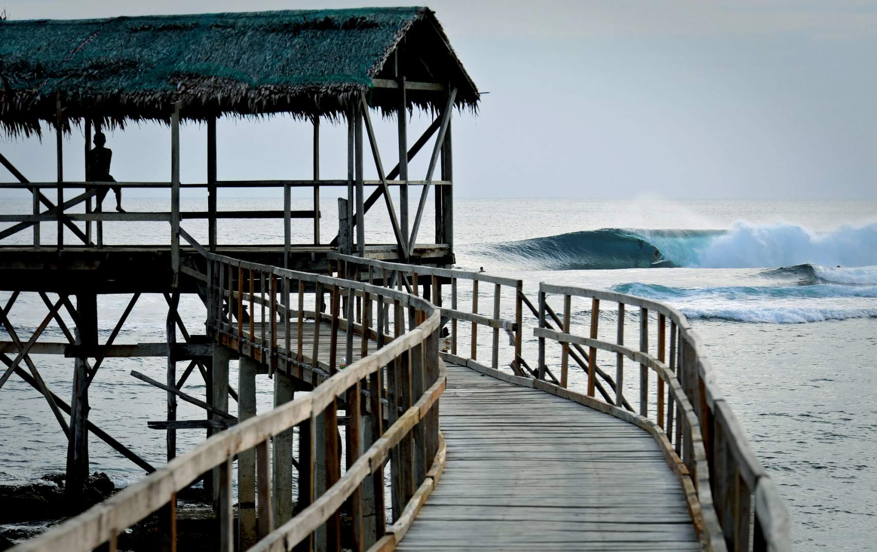 Surf photography by Ian Bird - Stormrider surf guides