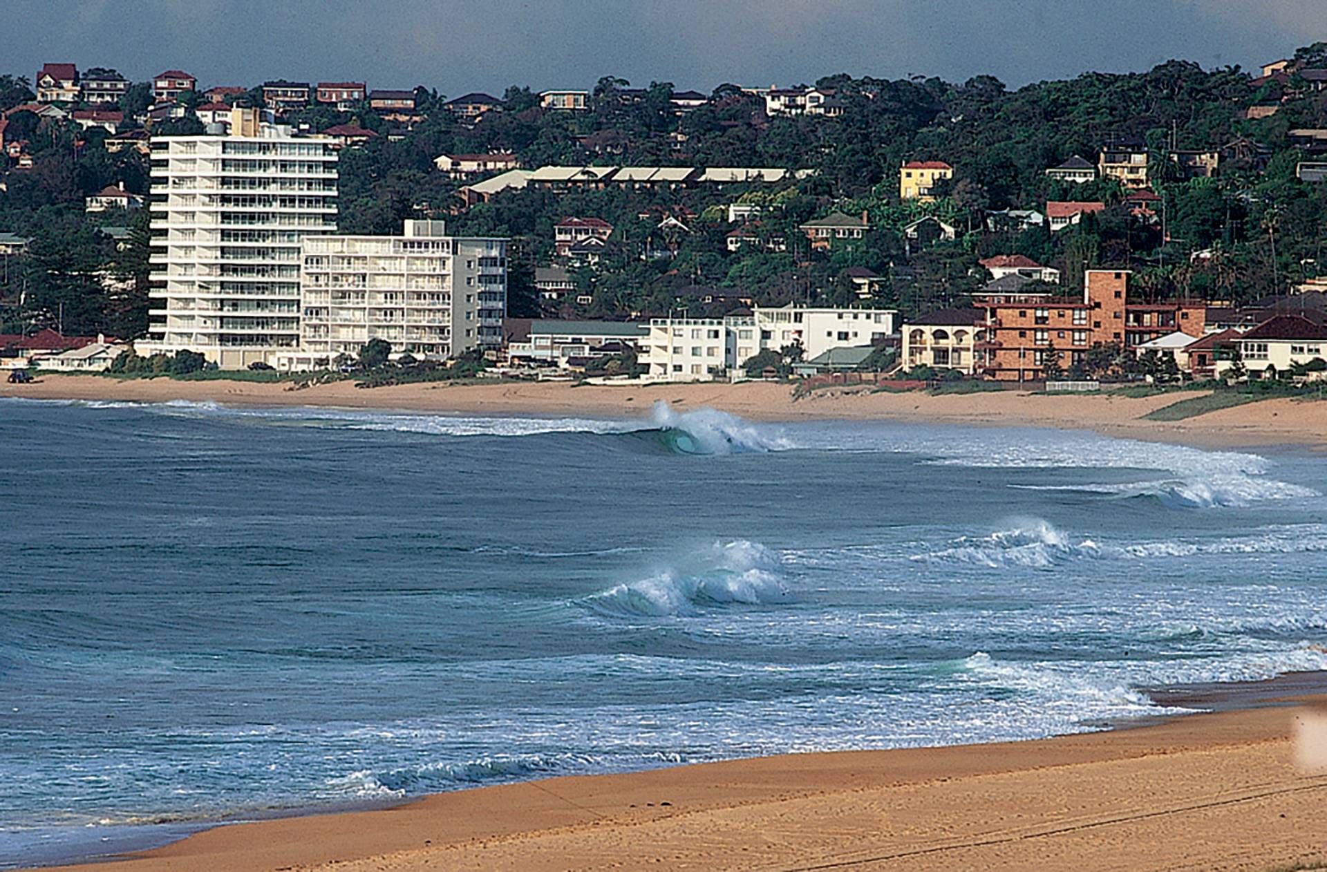 Narrabeen by Sean Davey