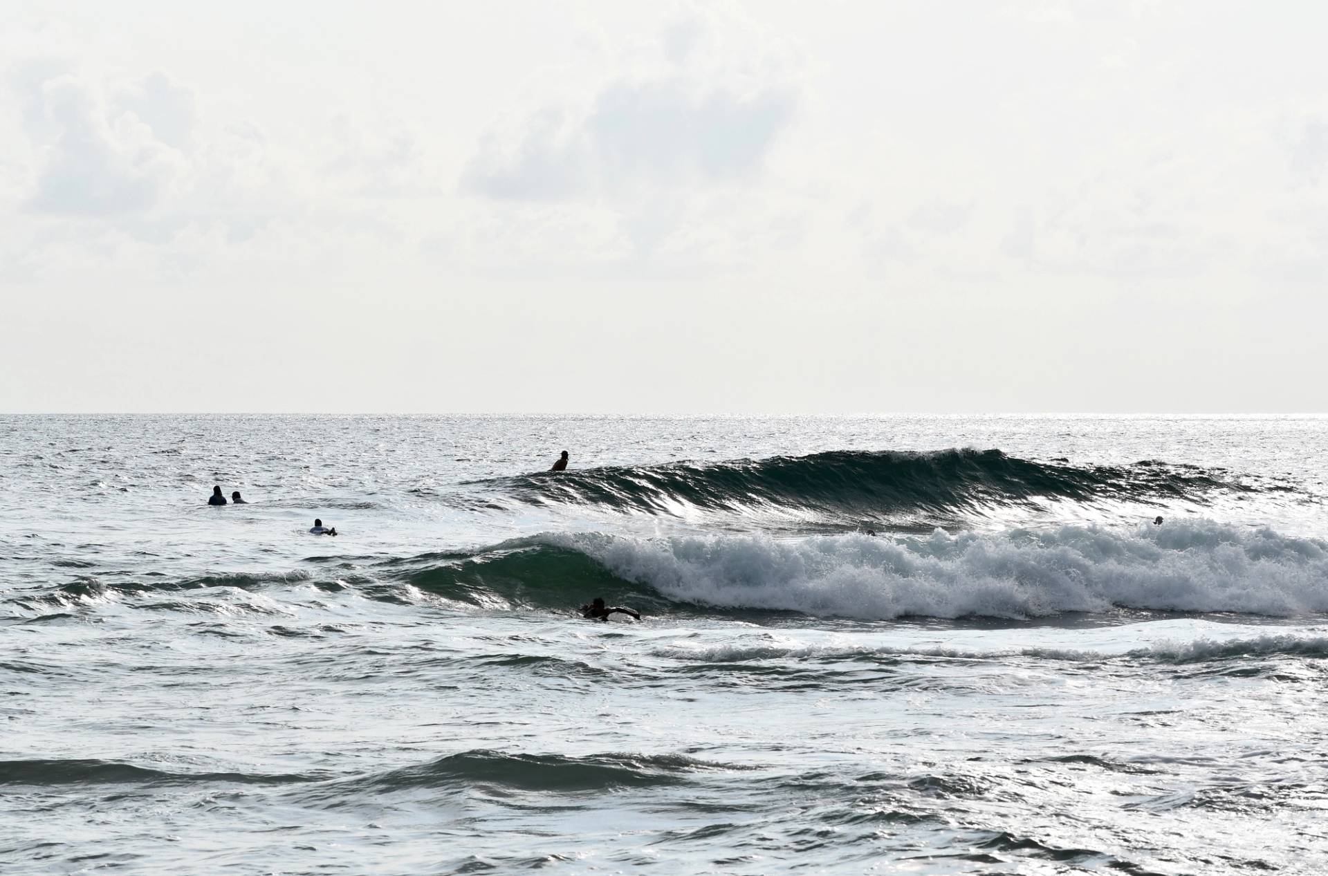 Main Reef Hikkadua by Bruce Sutherland