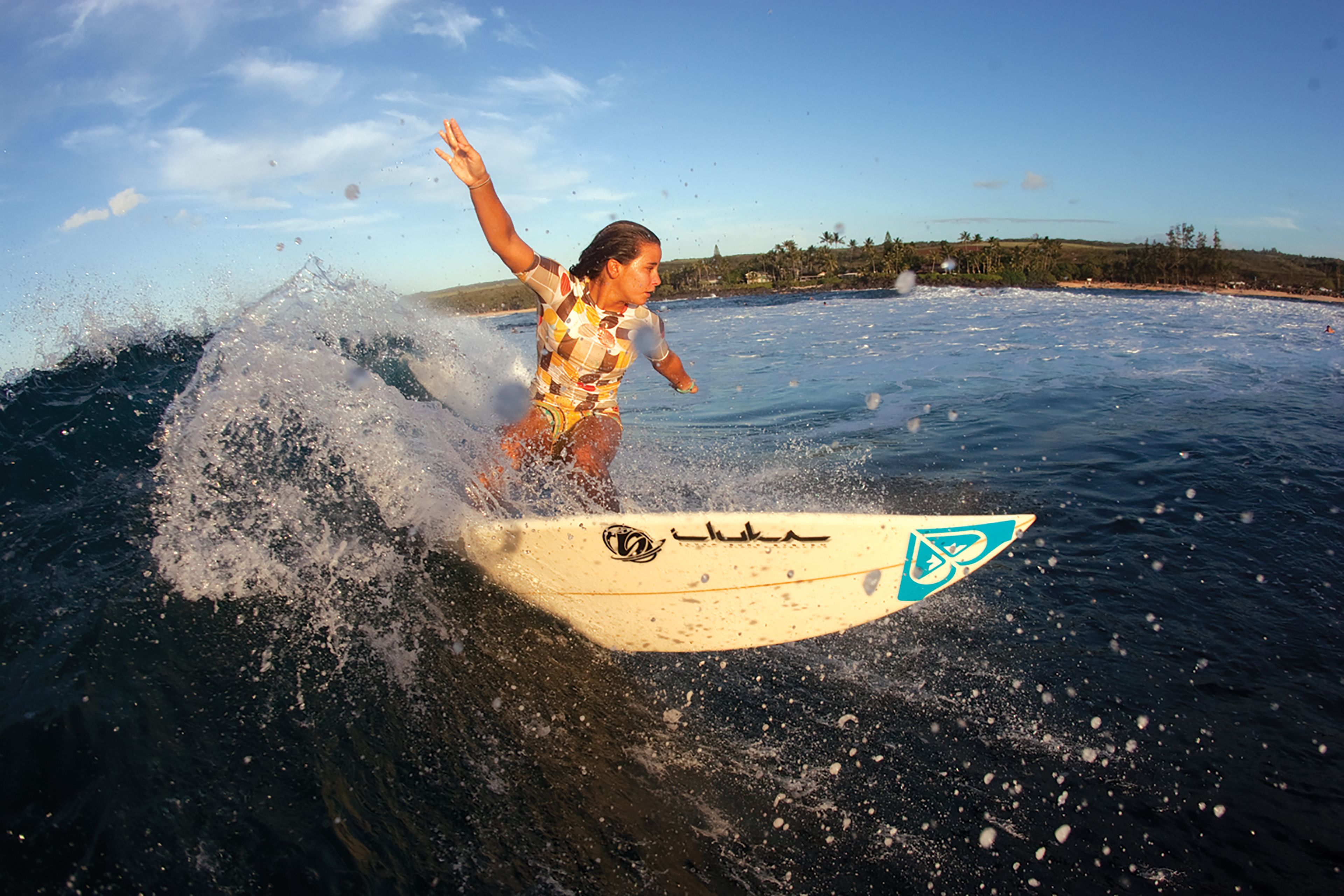 Surfing in Hawaii – Guide to Best Surf Spots & Seasons | Stormrider ...
