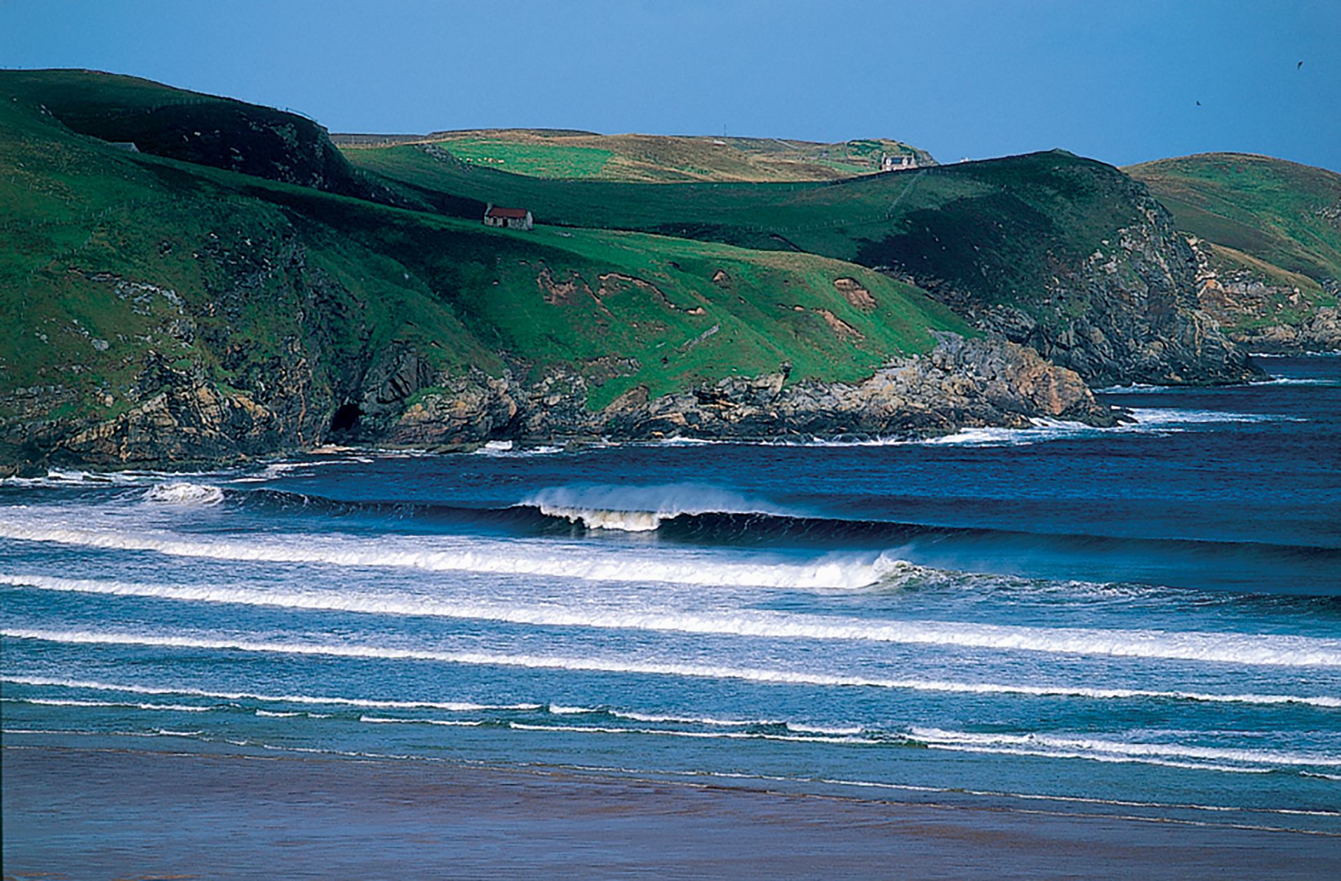 Surfing in Sutherland, Scotland – Surf Guide & Local Tips