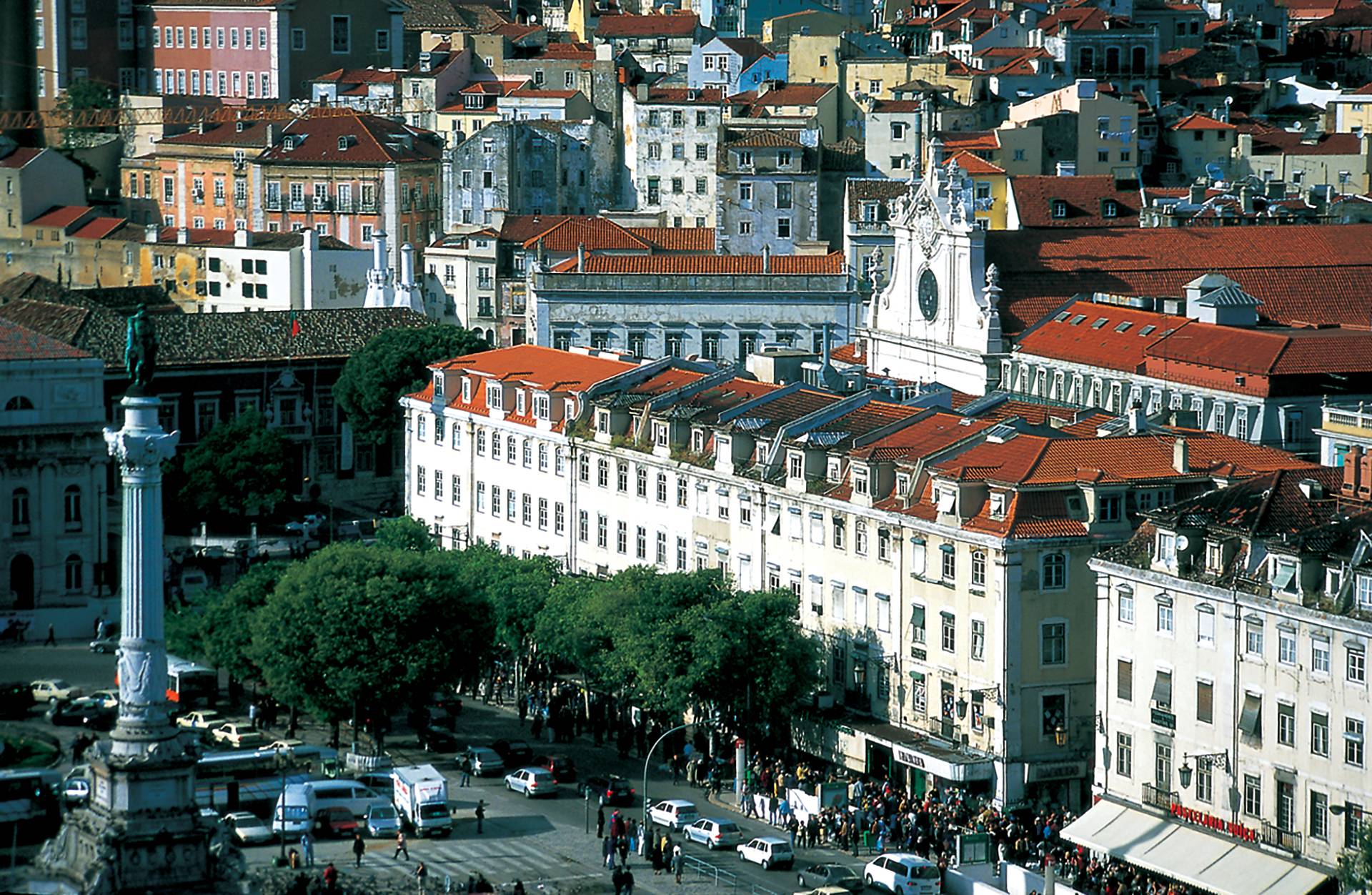 Lisbon by Stuart Butler