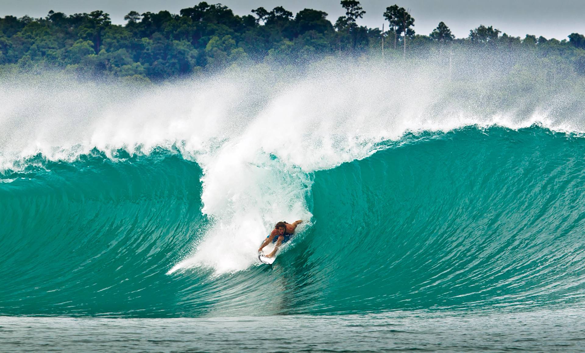 PNG Islands by Brad Masters