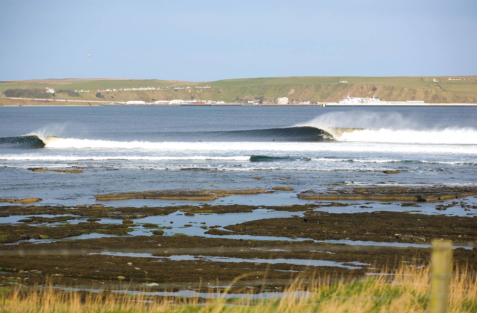 Thurso East by Roger Sharp