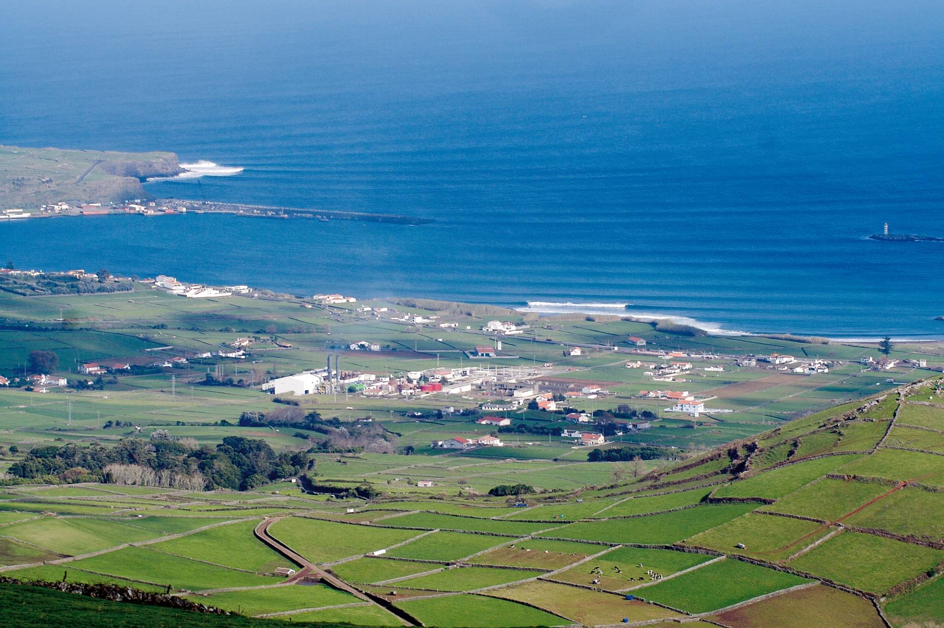 Praia da Vitoria by Dan Haylock