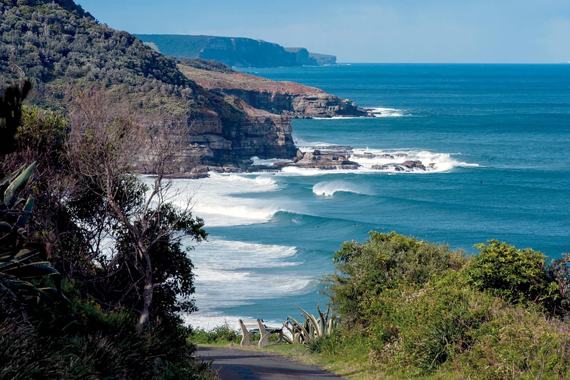 Stanwell Park by Clarrie Bouma