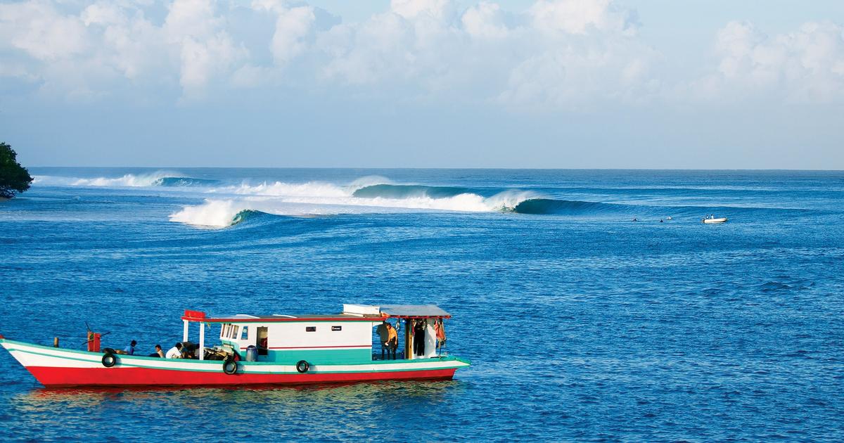 Java And West Java Coast Surfing in West Java, Java – Surf Guide & Local Tips | Stormrider Surf ...
