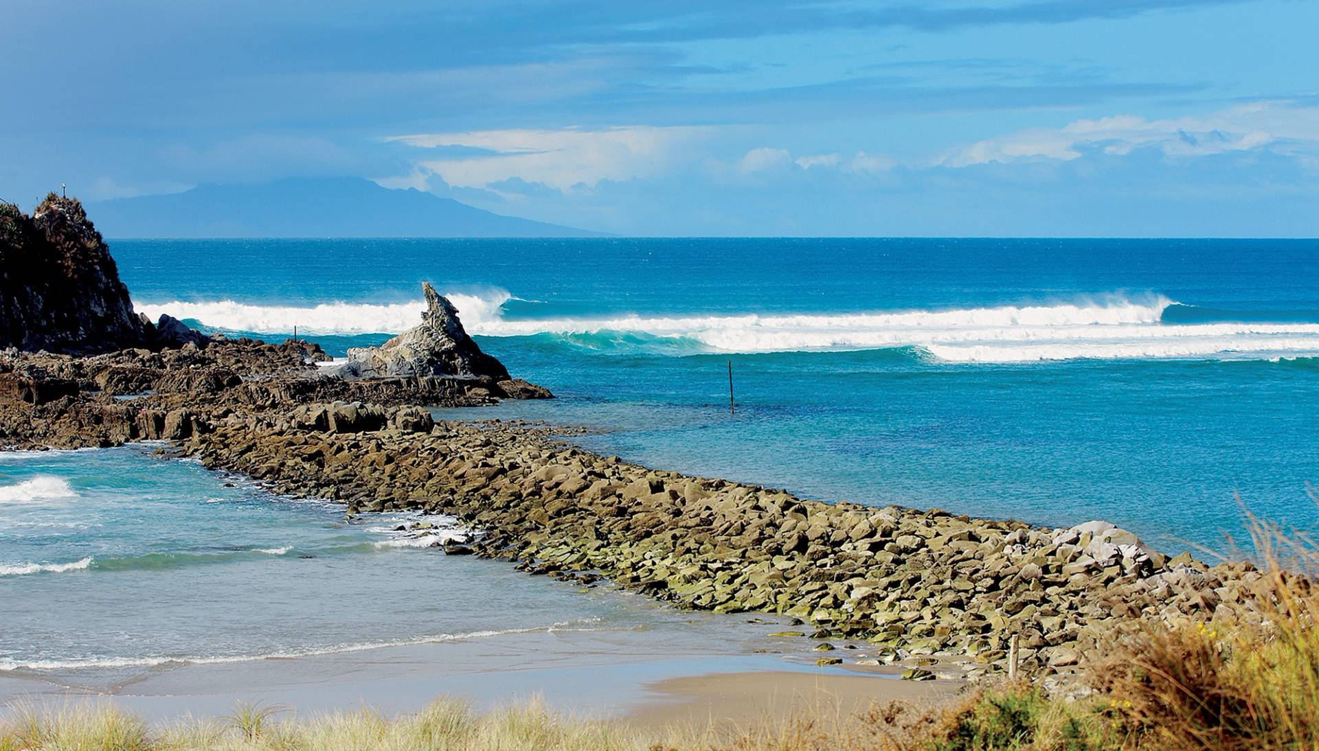 Mangawhai Heads by Craig Levers