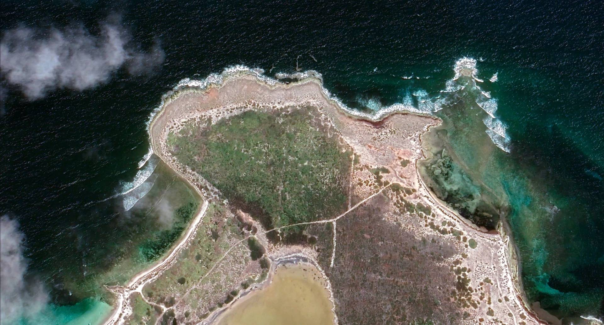 Savanah and Siles Bays by Google Earth