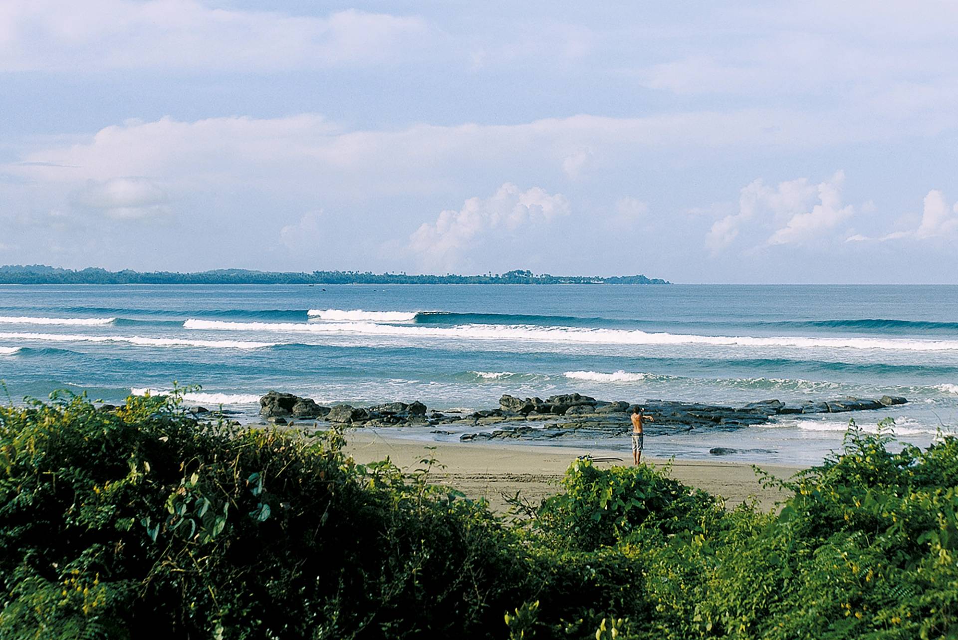 Ngwe Saung by Emi Mazzoni