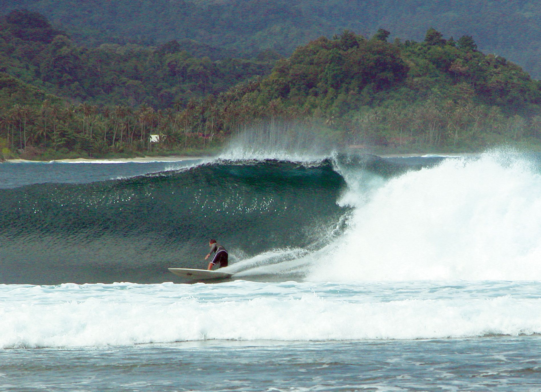 Jennys Right Surf Guide (Lampung, Sumatra) – Wave Info & Tips ...
