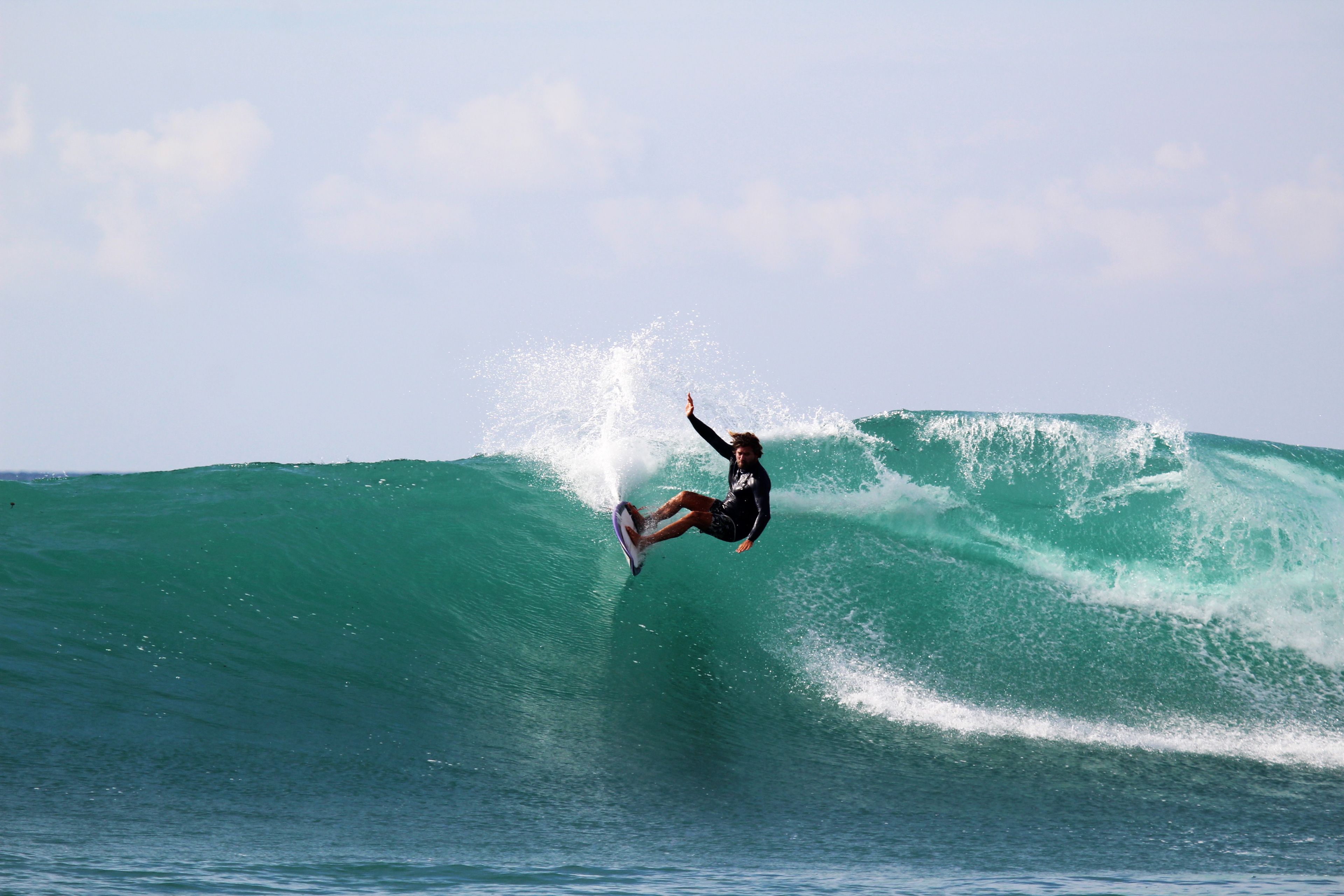 Monkeys Surf Guide (Telo Islands, Sumatra) – Wave Info & Tips