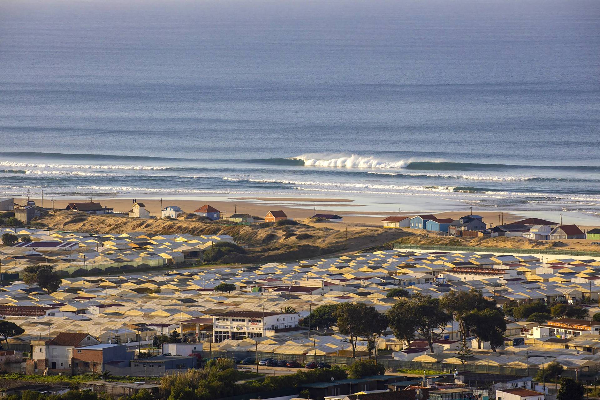 Costa Caparica by Ricardo Bravo