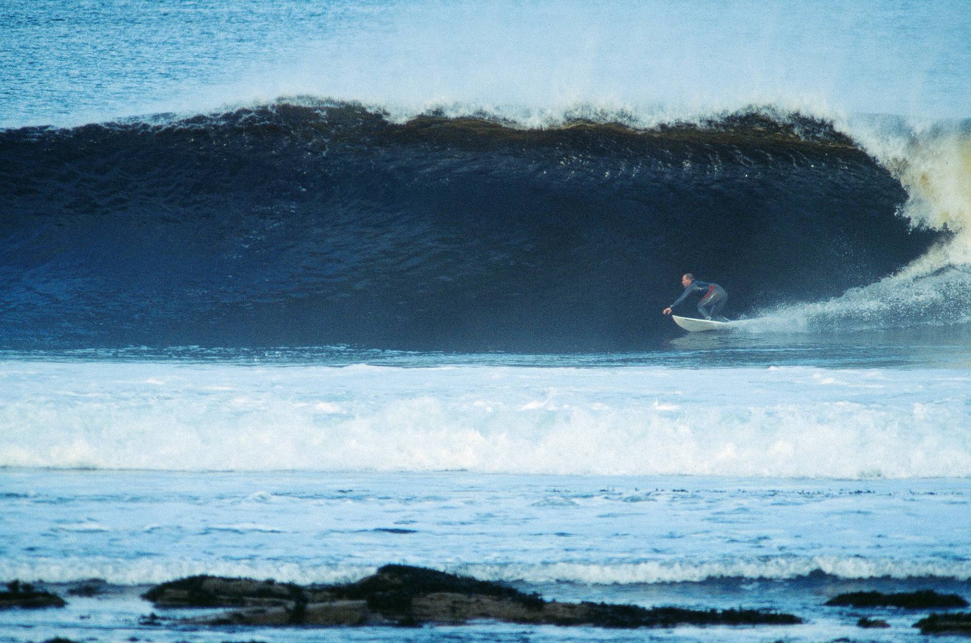 Thurso East by Al Mackinnon