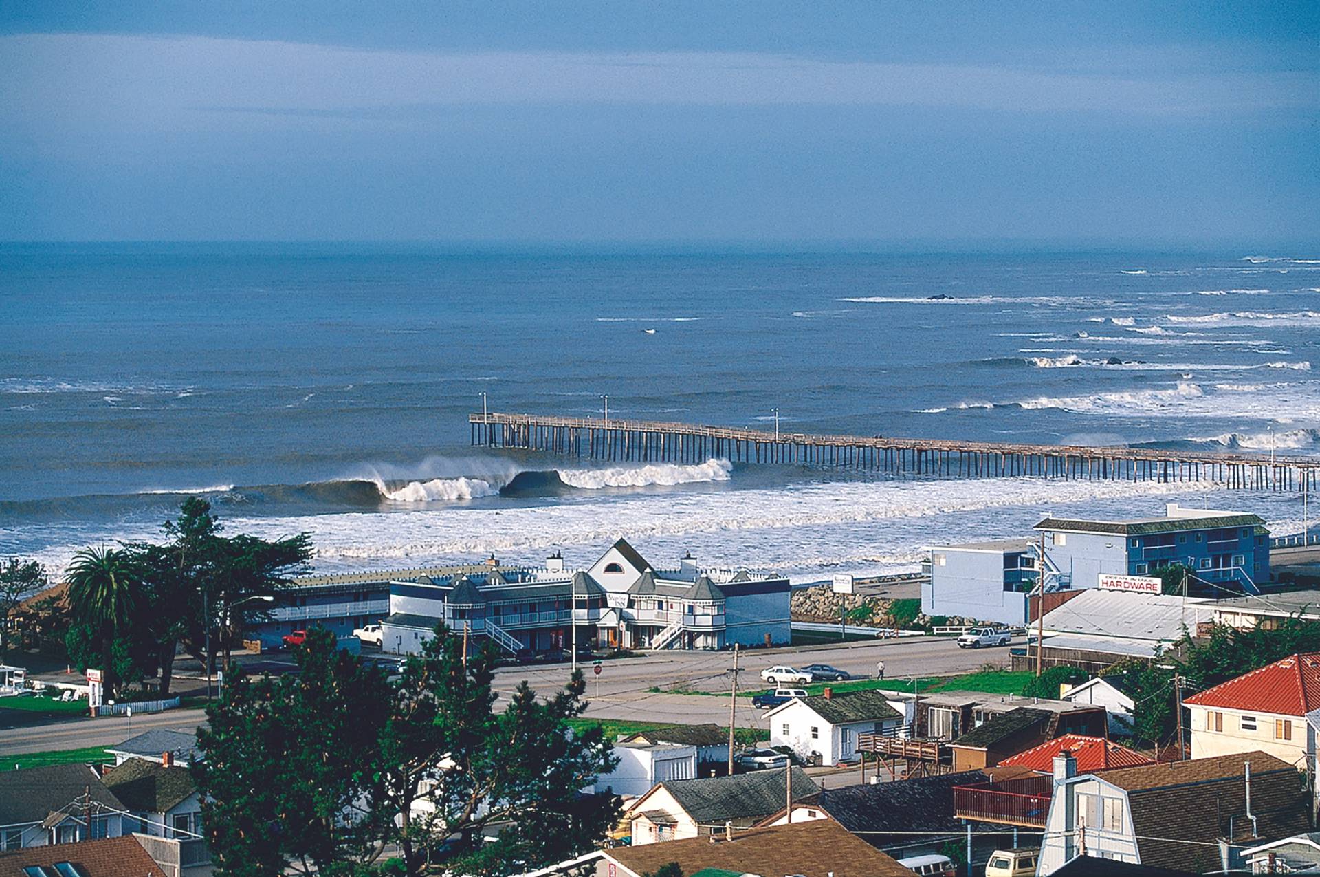 Cayucos Pier by David Pu'u