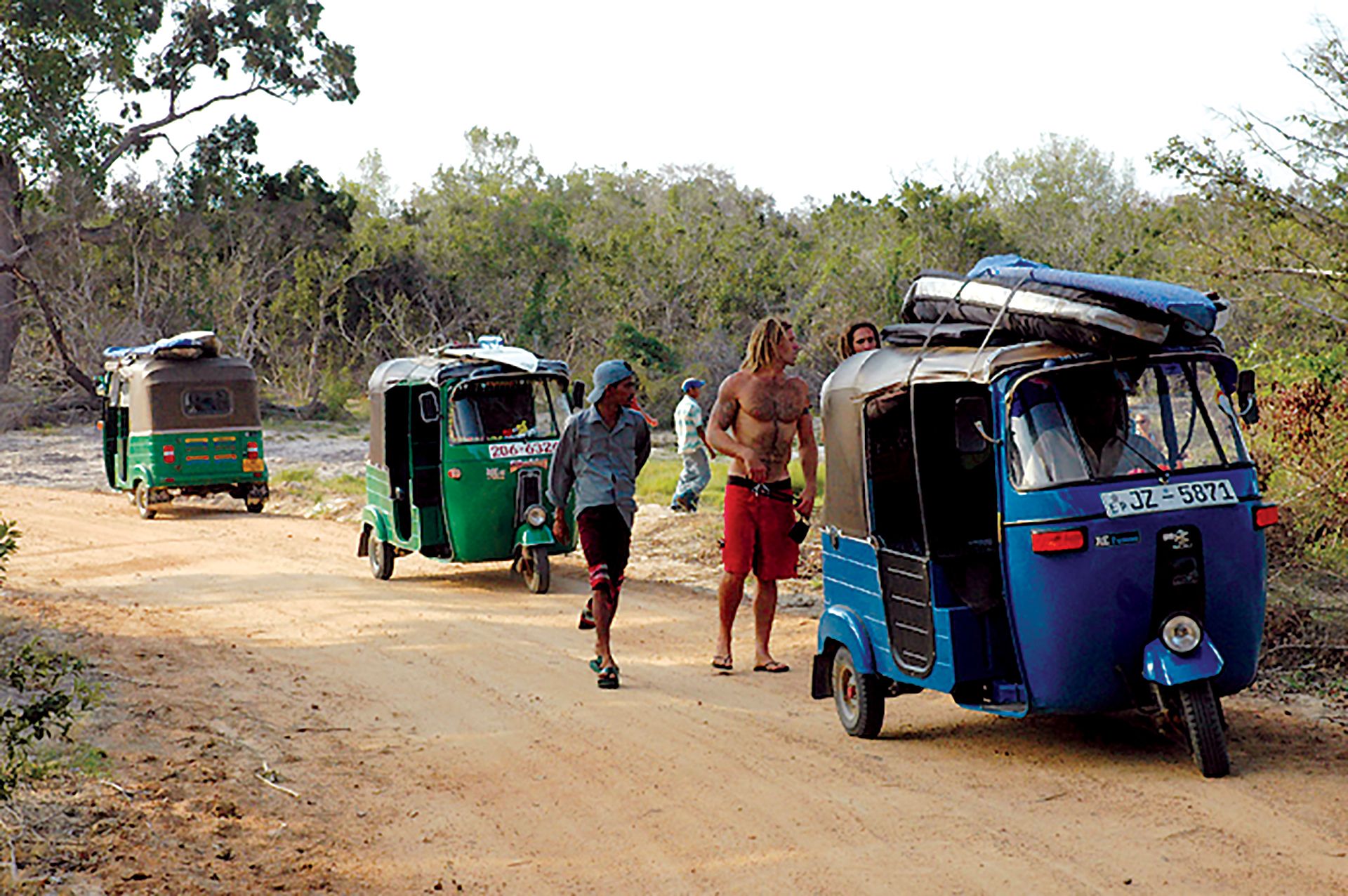 Surfing in Sri Lanka – Guide to Best Surf Spots & Seasons | Stormrider ...
