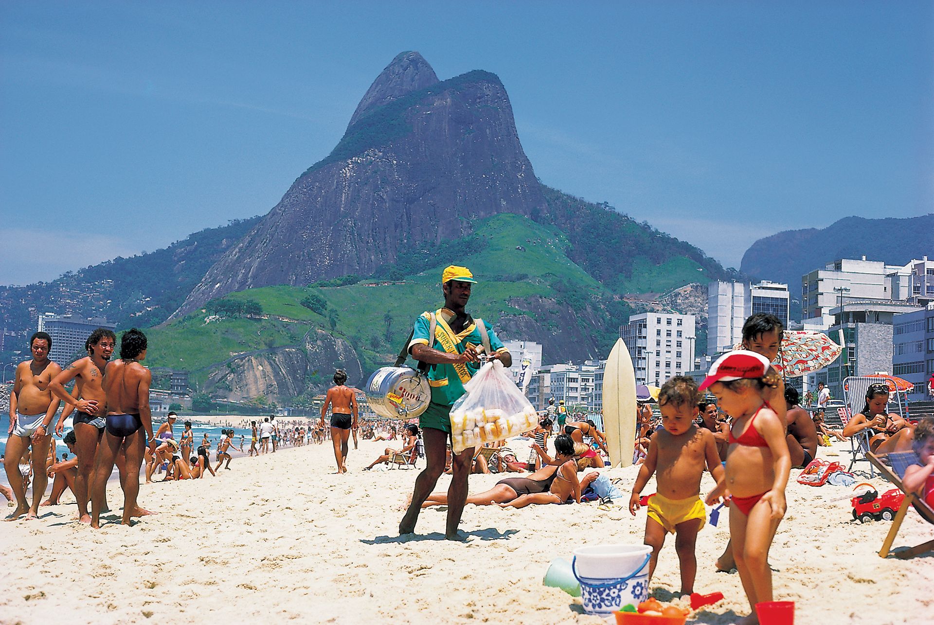 Surfing in Brazil – Guide to Best Surf Spots & Seasons | Stormrider ...