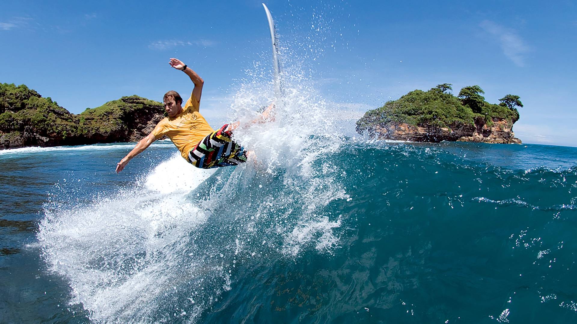 Surfing Java Surfing in East Java, Java – Surf Guide & Local Tips | Stormrider Surf ...