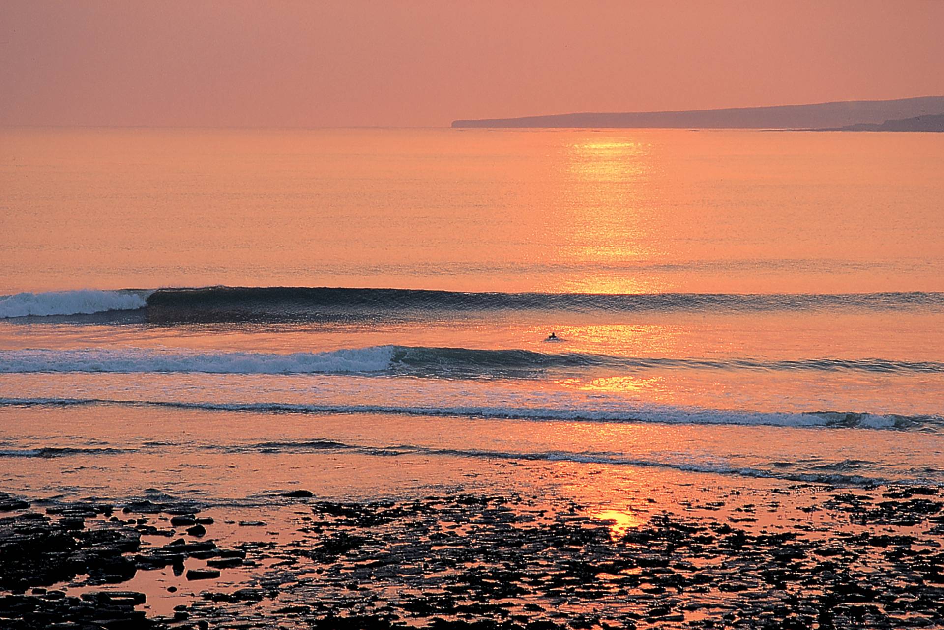 Lahinch - Left by Chris Power