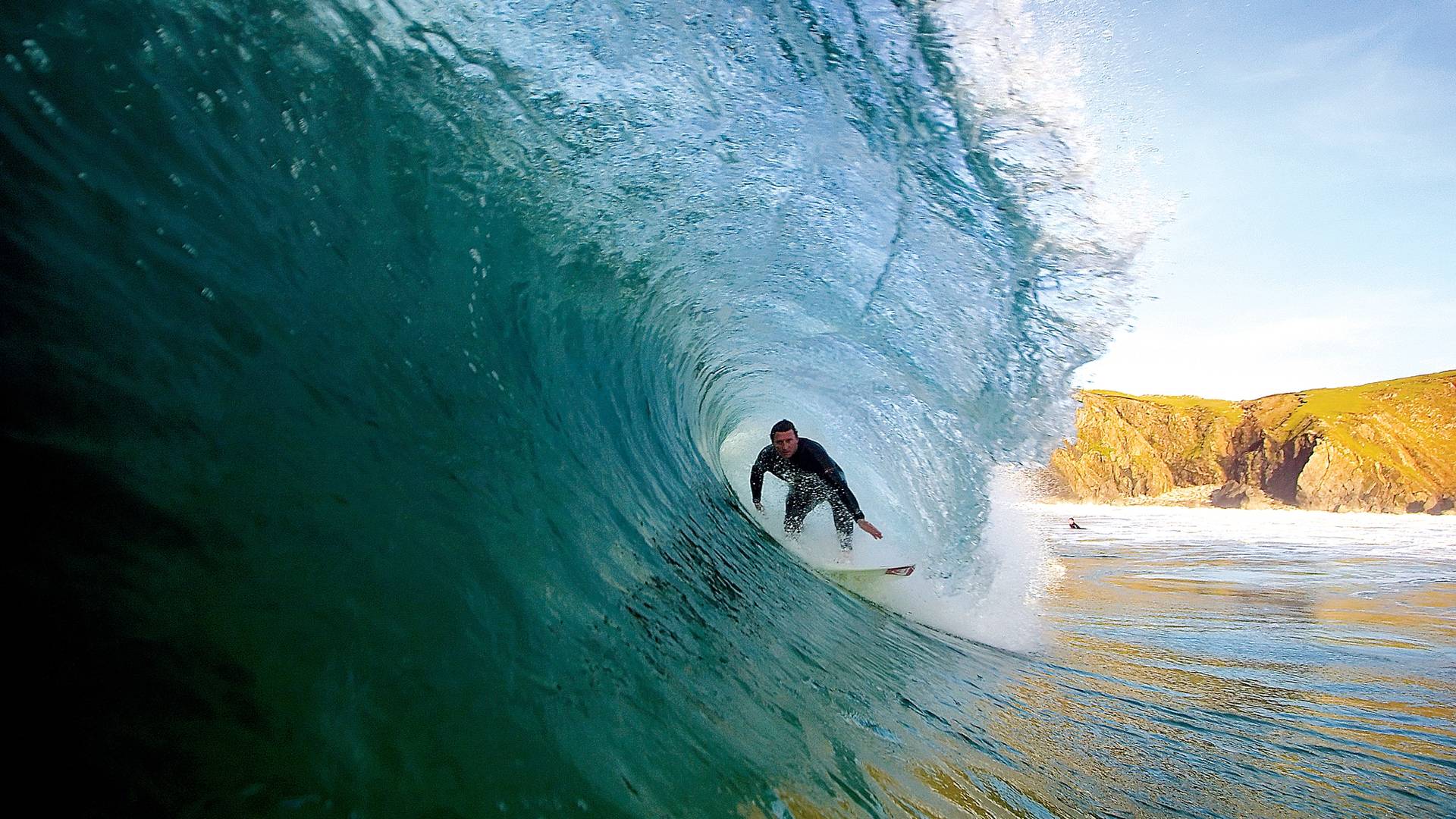Surfing In Scotland Guide To Best Surf Spots Seasons Stormrider surfing-in-scotland-guide-to-best-surf-spots-seasons-stormrider