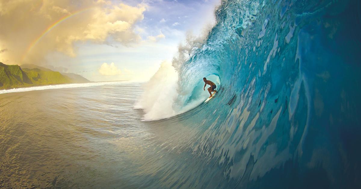 Surfing In French Polynesia Guide To Best Surf Spots Seasons surfing-in-french-polynesia-guide-to-best-surf-spots-seasons