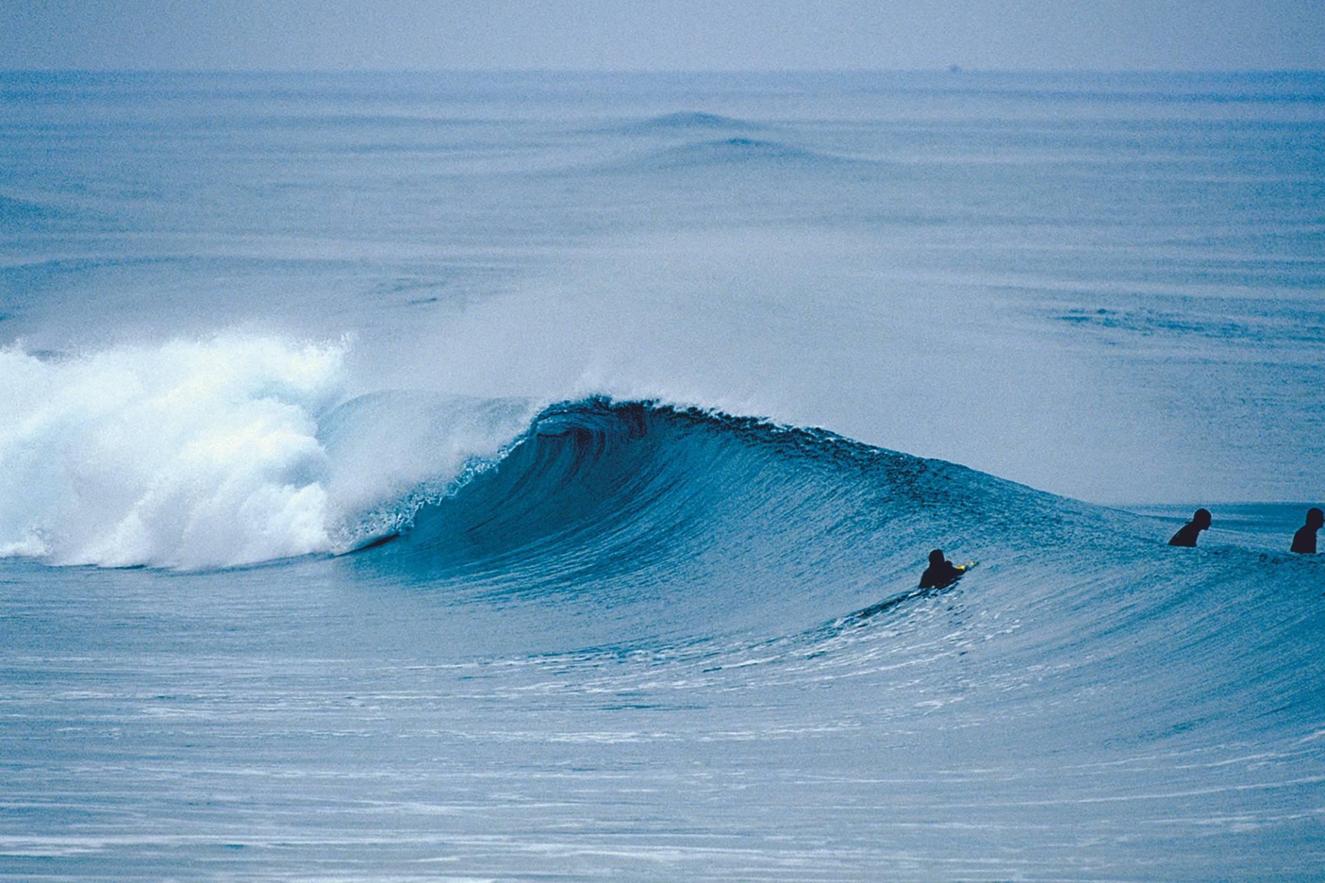 North Portugal Beachbreak by Kristen Pelou