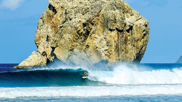 Witches Rock (Roca Bruja)