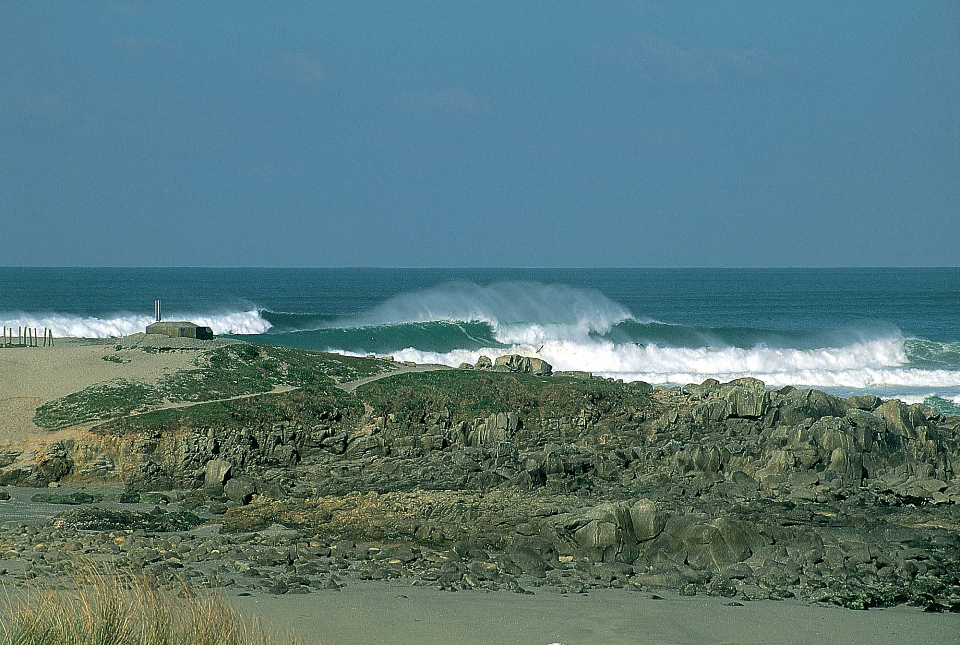 La Torche by Fredéric Le Leannec